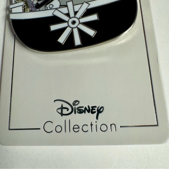 NWT. Disney Steamboat Willie black and white pin on original card back. - Picture 3 of 7